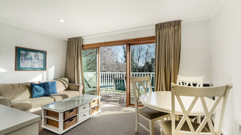 Estudio Lujo 1 Cama king Sofá Cama incluido del hotel East Hampton House Resort. Foto 2