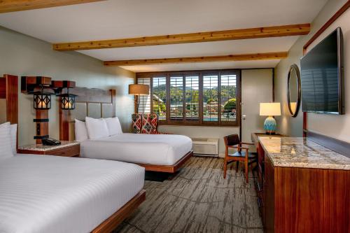 Habitación con 2 camas grandes del hotel High Peaks Resort