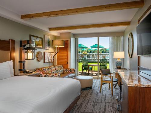 Waterfront Collection Poolside King del hotel High Peaks Resort. Foto 3