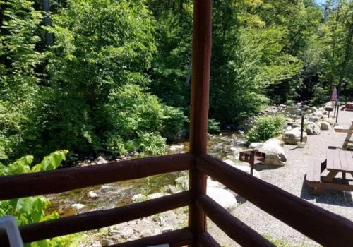 Chalet de 1 dormitorio del hotel Seven Dwarfs and Cabins. Foto 2