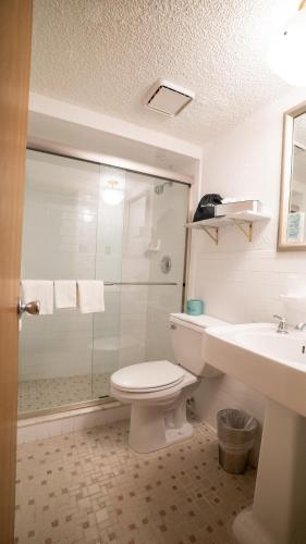 Habitación Doble con 2 camas dobles - No fumadores del hotel Holland Jersey City/hoboken. Foto 6