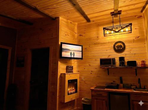 Estudio Deluxe con cama grande del hotel The Montreal. Foto 8