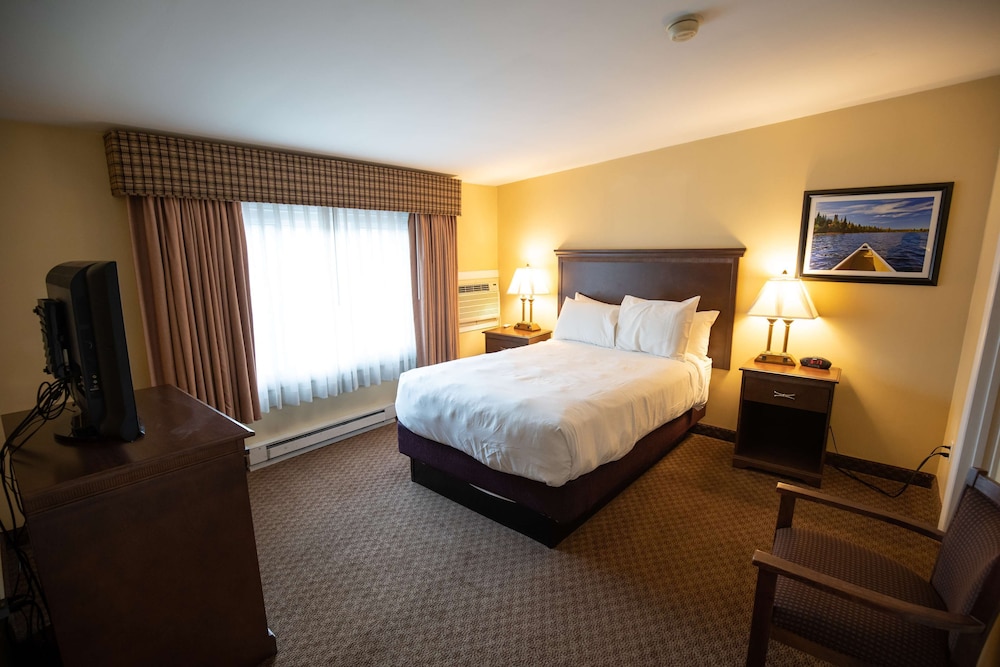 Suite, varias camas, no fumadores, chimenea (with Sofabed) del hotel Best Western Of Lake George. Foto 9