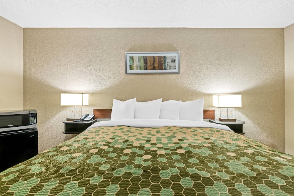 Habitación estándar, 1 cama de matrimonio grande, no fumadores del hotel Super 8 By Wyndham Webster/rochester