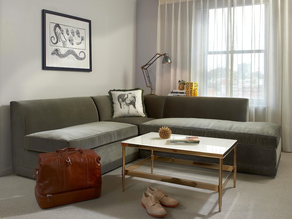 Suite Luxury del hotel 21c Museum Cincinnati. Foto 6