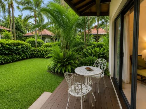 Habitación Superior con 1 cama doble, lado jardín del hotel Mercure Goa Devaaya Resort. Foto 4