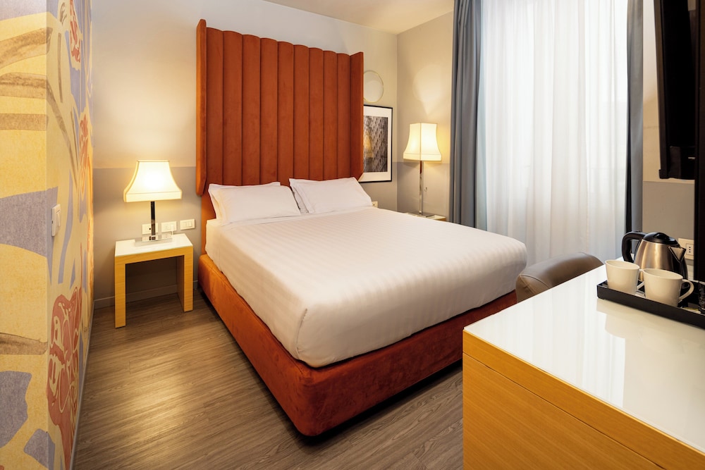 Habitación Premium, varias camas del hotel Holiday Inn Milan - Garibaldi Station, An Ihg. Foto 3