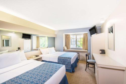 Habitación con 2 camas grandes - No fumadores del hotel Microtel Inn and Suites By Wyndham Seneca Falls