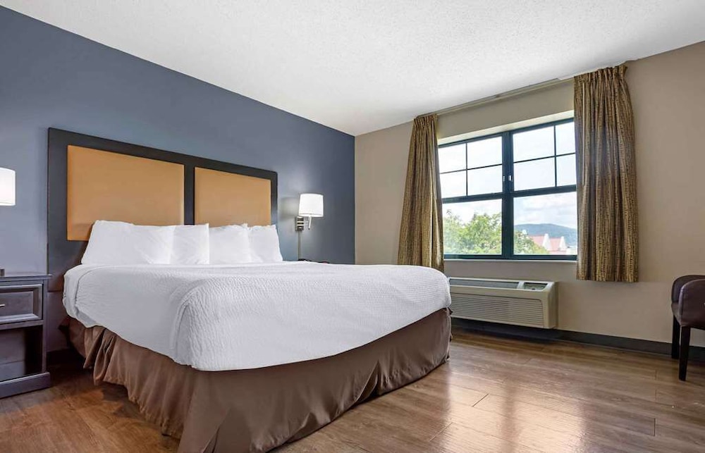 Habitación, 1 cama de matrimonio, no fumadores, cocina del hotel Studio 6 Extended Stay America Suites Fishkill Westage Center. Foto 1