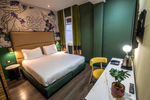 Habitación Doble Clásica del hotel Mercure Roma Centro Saint John. Foto 10