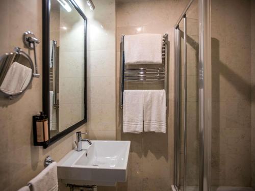 Habitación Individual Estándar del hotel Mercure Roma Centro Saint John. Foto 5