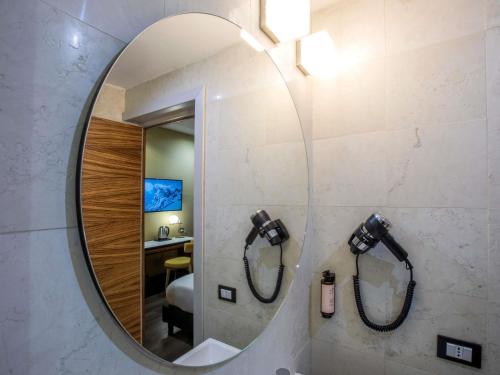 Habitación Doble Clásica del hotel Mercure Roma Centro Saint John. Foto 1
