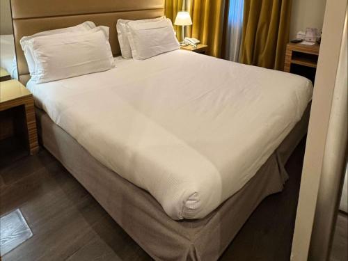Habitación Individual Estándar del hotel Mercure Roma Centro Saint John. Foto 2