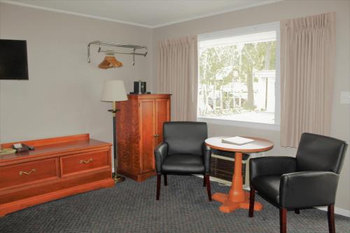 Habitación Deluxe con 2 camas grandes del hotel Admiral. Foto 5