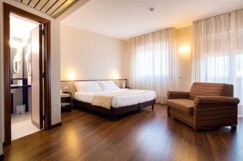 Habitación Doble Estándar del hotel Astoria Palace. Foto 6