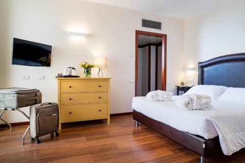 Suite Junior del hotel Astoria Palace. Foto 5