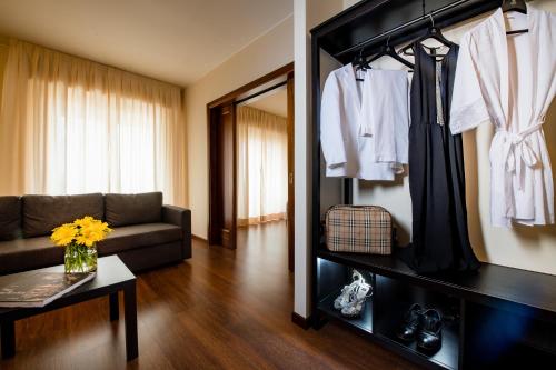 Suite Junior del hotel Astoria Palace. Foto 7