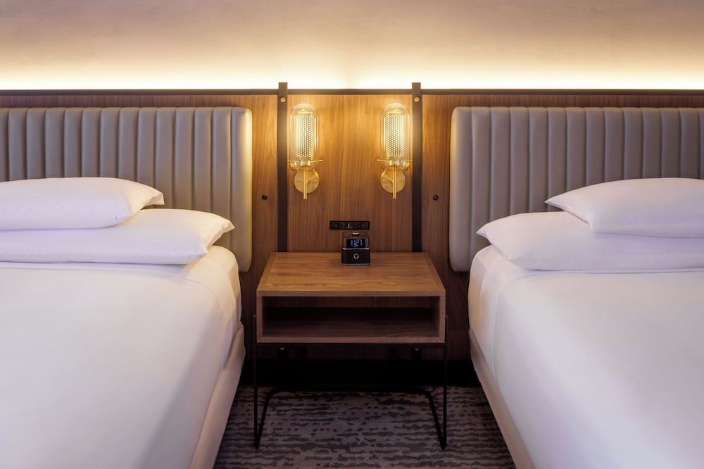 2 Camas Queen del hotel Hyatt Regency Reston. Foto 1