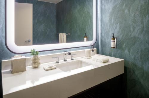 Suite Presidencial del hotel Hyatt Regency Reston. Foto 1
