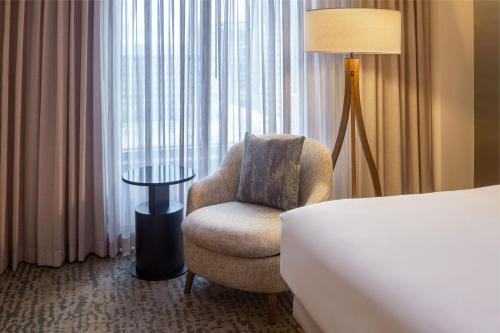 2 Camas Queen Accesible con Ducha del hotel Hyatt Regency Reston. Foto 5
