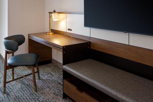 1 Cama King Accesible con Ducha del hotel Hyatt Regency Reston. Foto 4