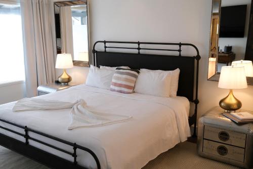 Habitación Premier con cama doble grande del hotel The Montauk Beach House. Foto 5