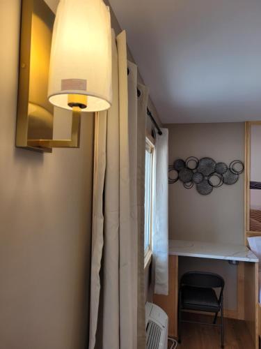 Habitación Doble Deluxe del hotel Greenview Inn Riverhead. Foto 6