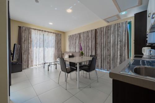 Apartamento Ático del hotel Xemxija Bay. Foto 9