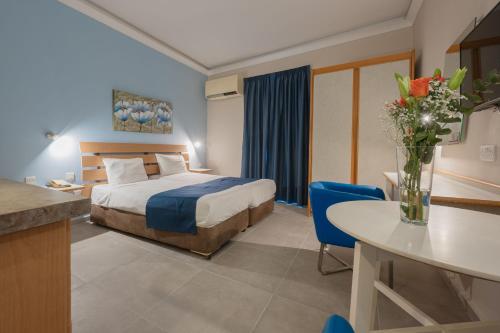 Twin Inland Room del hotel Xemxija Bay