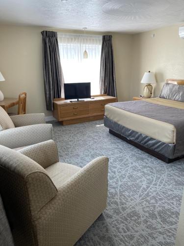 Habitación Deluxe con cama extragrande del hotel Lake Front. Foto 1