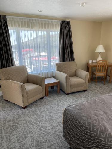 Habitación Deluxe con cama extragrande del hotel Lake Front. Foto 2