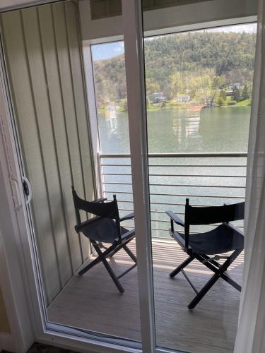 Habitación Deluxe con balcón - Frente al agua del hotel Lake Front. Foto 3