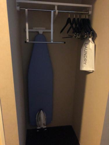 Habitación Doble adaptada para personas con movilidad reducida del hotel Cayuga Blu. Foto 3