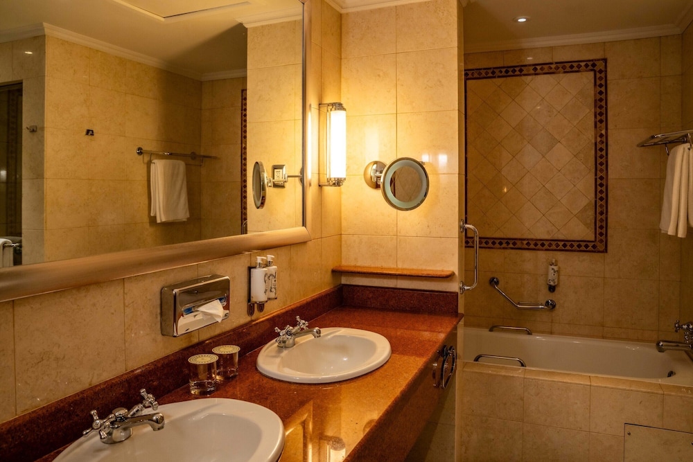 Habitación Deluxe del hotel Polana Serena. Foto 13