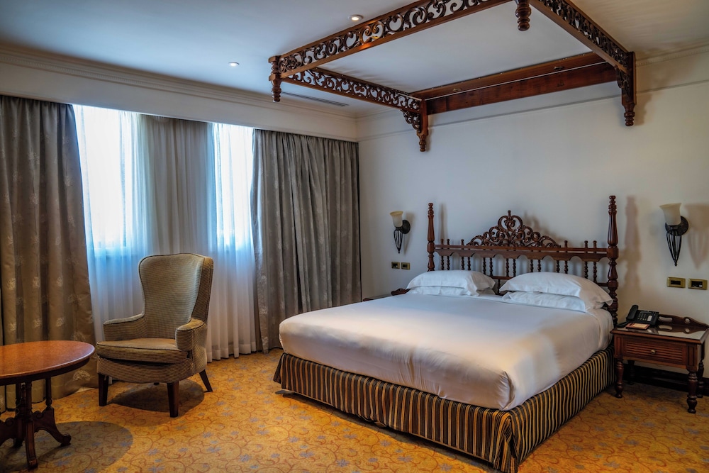 Habitación ejecutiva, 1 cama de matrimonio grande, vistas al mar del hotel Polana Serena. Foto 1