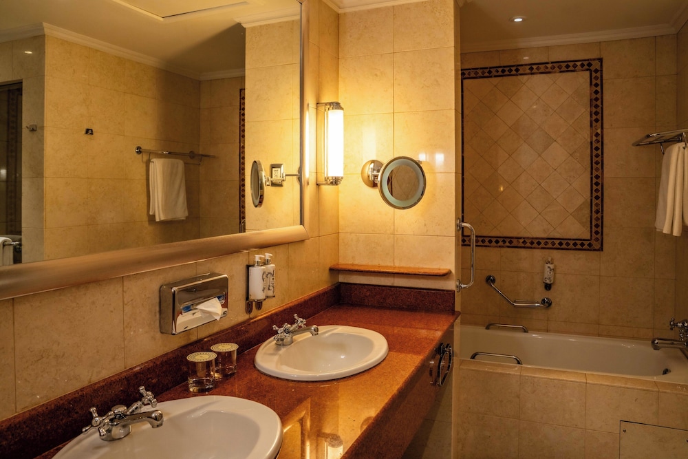 Habitación Deluxe doble, vistas al mar del hotel Polana Serena. Foto 4