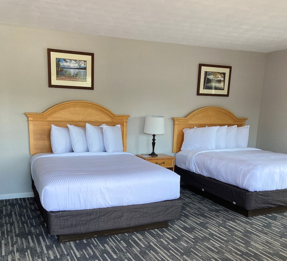 Habitación estándar, 2 camas de matrimonio, vistas al lago (Balcony) del hotel Park Lane