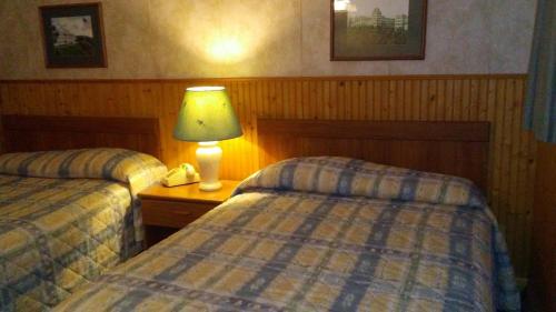 Habitación Doble Estándar del hotel Catskill Motor Court. Foto 7