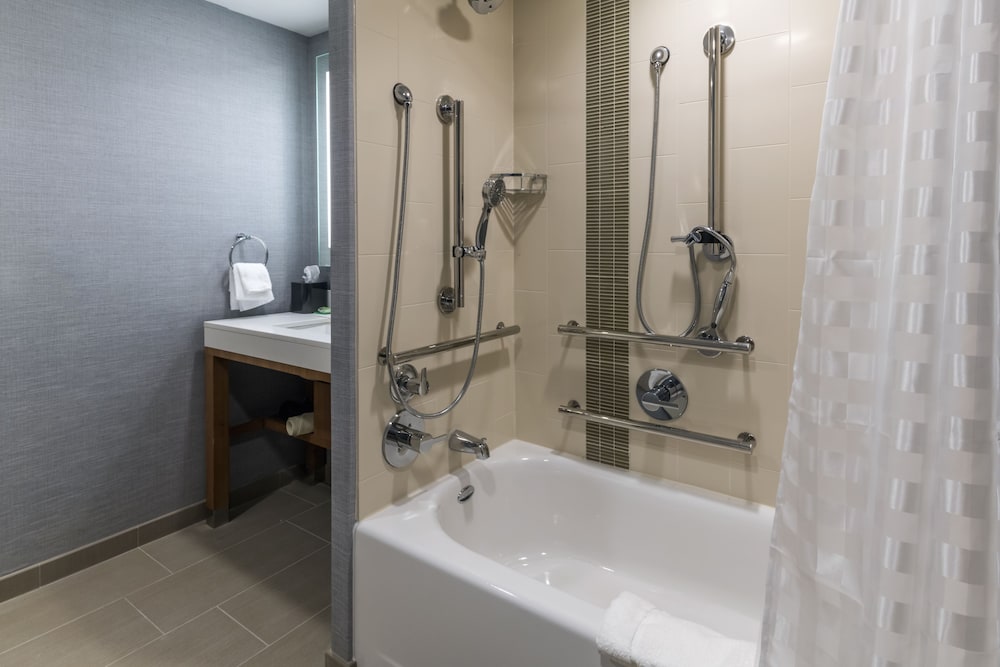 Accesible | King especial/bañera (más sofá cama) del hotel Hyatt Place Marlborough/apex Center. Foto 1