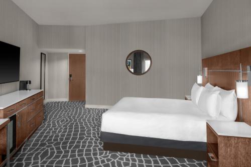 1 cama King Deluxe del hotel Hyatt Regency Princeton. Foto 5