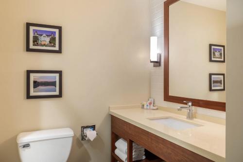 Habitación con 2 camas grandes - No fumadores del hotel Comfort Inn and Suites Schenectady - Scotia. Foto 4
