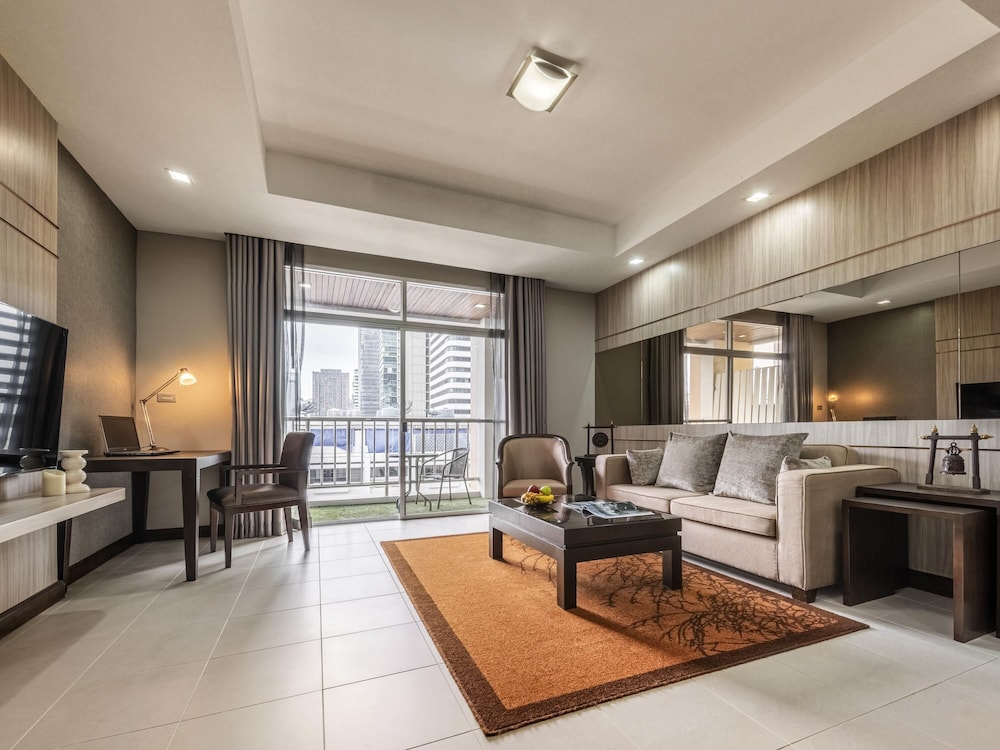 SUITE EJECUTIVA, 1 Cama King con Balcón del hotel Grand Mercure Bangkok Asoke Residence. Foto 8