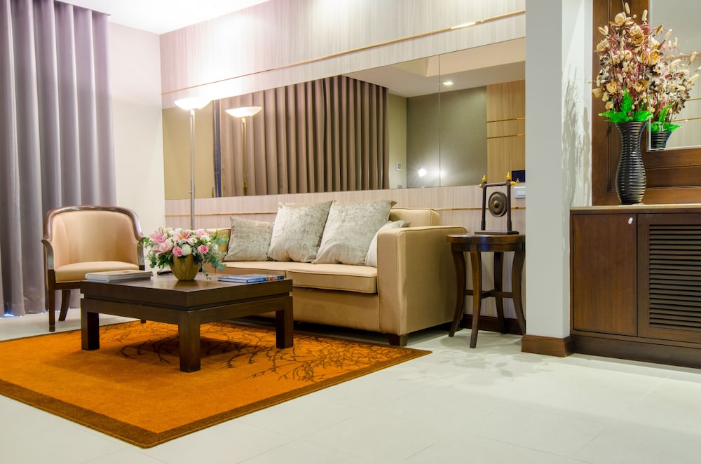 SUITE EJECUTIVA, 1 Cama King con Balcón del hotel Grand Mercure Bangkok Asoke Residence. Foto 20