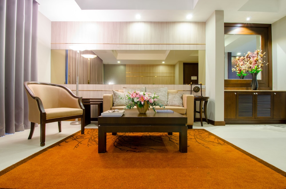 SUITE EJECUTIVA, 1 Cama King con Balcón del hotel Grand Mercure Bangkok Asoke Residence. Foto 21