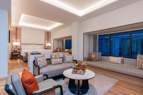 Suite The Level del hotel Melia Chiang Mai. Foto 11