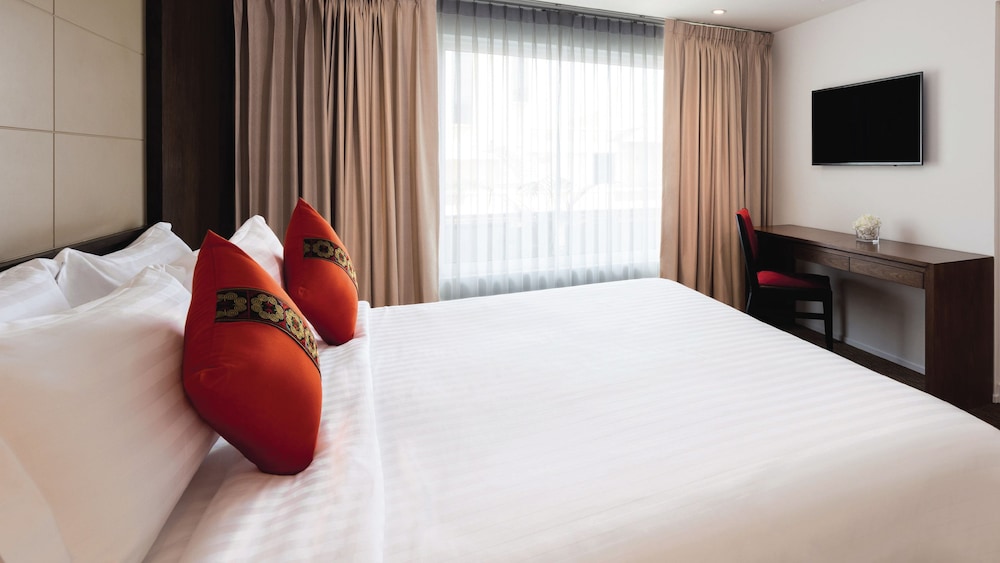 Clásica King del hotel Mövenpick Suriwongse Chiang Mai. Foto 6