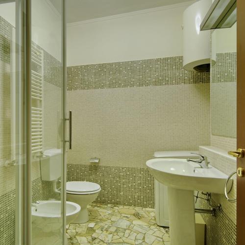 Amplio Apartamento de 1 dormitorio - via Pola 19 del hotel Milan Apartment Rental. Foto 2