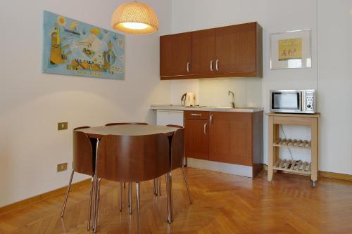 Apartamento de 1 dormitorio con balcón - Via Pola, 19 del hotel Milan Apartment Rental. Foto 1