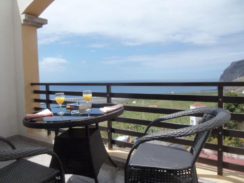 One-Bedroom Apartment with Terrace (3 Adults) del hotel Isa I y II. Foto 13