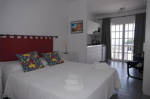Estudio Vista Mar 1 Cama doble kitchenette del hotel Bellavista Gomera. Foto 8